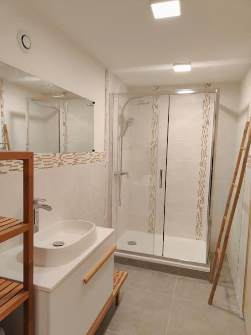 Appartement L'Escale à Meyreuil Extérieur photo